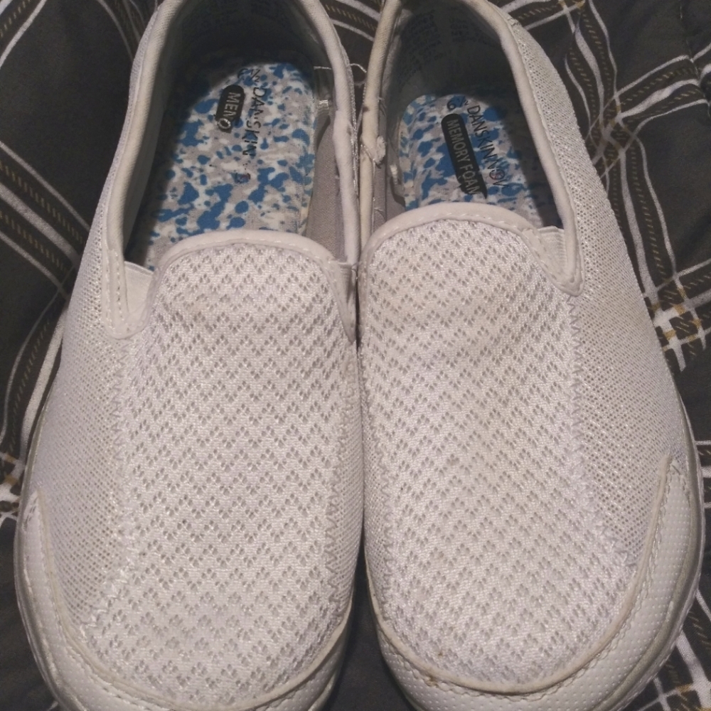 Danskin slip ons